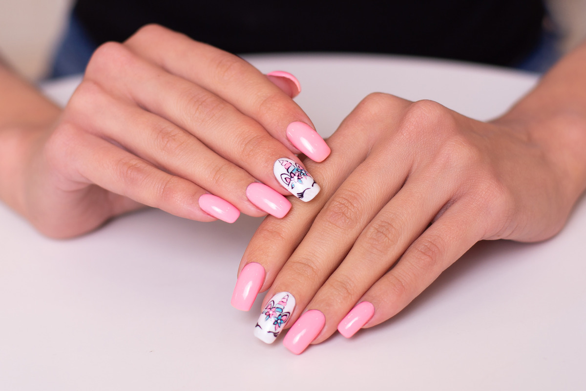 Read more about the article The art of nail stamping: Creativity unleashed!
